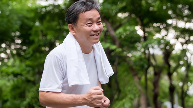 身边老得慢的人，都有这5个好习惯，看看你占了几个？