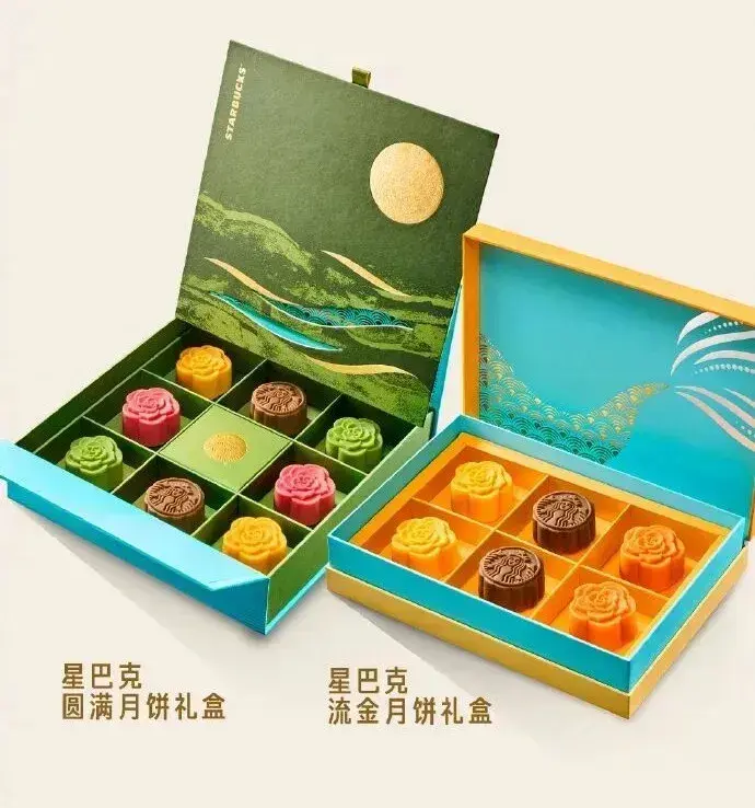 超市月饼货架前，售货员望眼欲穿，顾客们绕道而行，今年的中秋节，一场关于月饼的魔幻现实正在上演。   事实上，早在中秋节到来之前，一位星巴克兼职生就在社交媒体哭诉，自己被迫垫钱买了15盒月饼，生活费直接告急。   这条帖子瞬间引爆网络，其他星