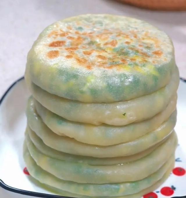 太爱这饼！做法简单，免擀面，皮薄馅大，柔软劲道，凉了也不硬！