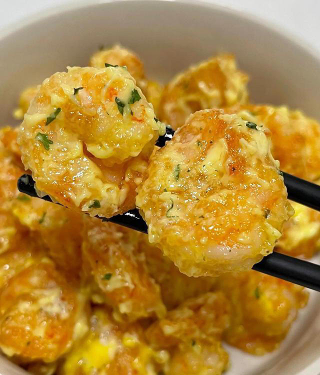 在亲戚家吃过一次，一口就爱上了，巨巨好吃！