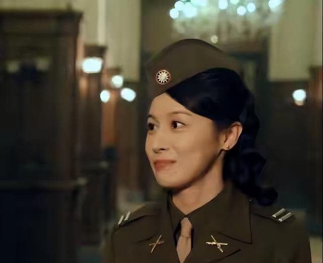 她明明比吴越漂亮，也比曾黎年轻，偏偏于和伟两次都没带动她