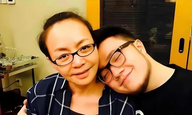 巴图：我不怨父亲英达，也不嫉妒弟弟英如镝，更没必要认祖归宗