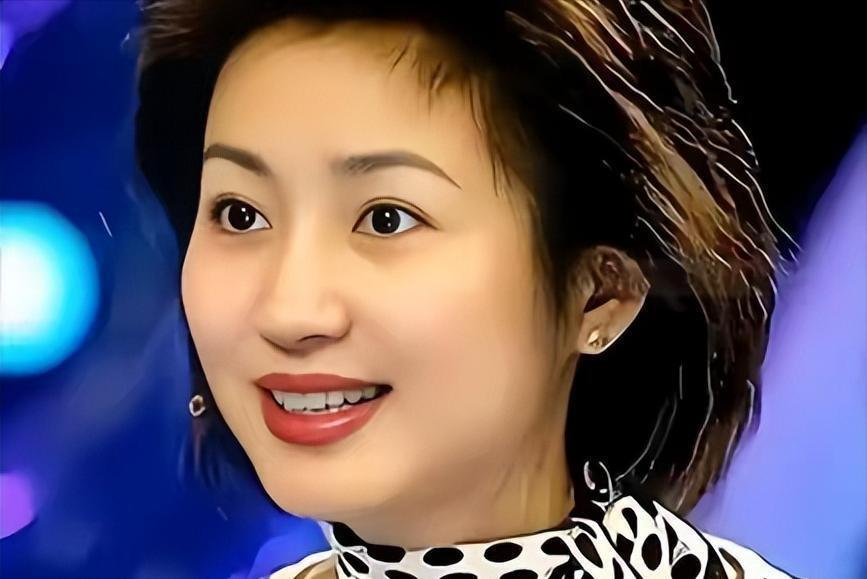 “央视一姐”王小丫：一婚嫁富豪 二婚高官 两婚未孕