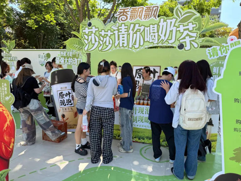 国民品牌打响价值复位战：从香飘飘原叶现泡系列看行业第三条路