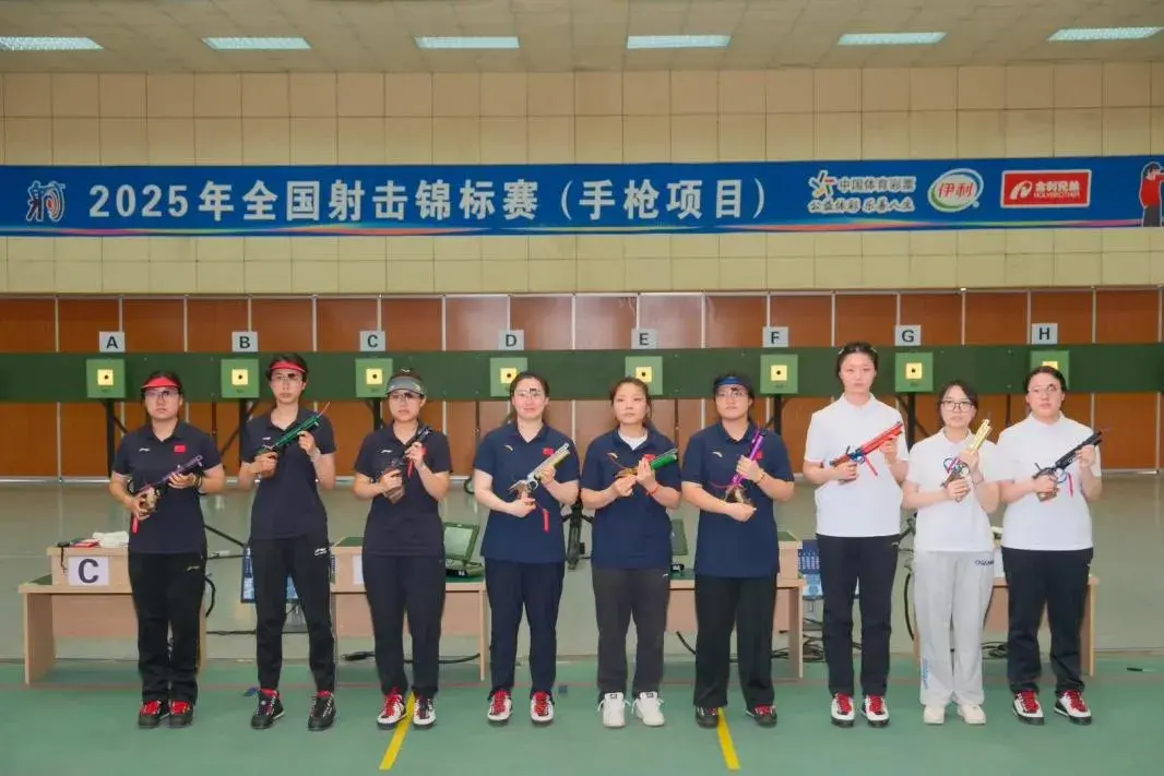 喜报｜三人合力，“射”落金牌！上海队夺得十五运会射击项目女子10米气手枪团体冠军