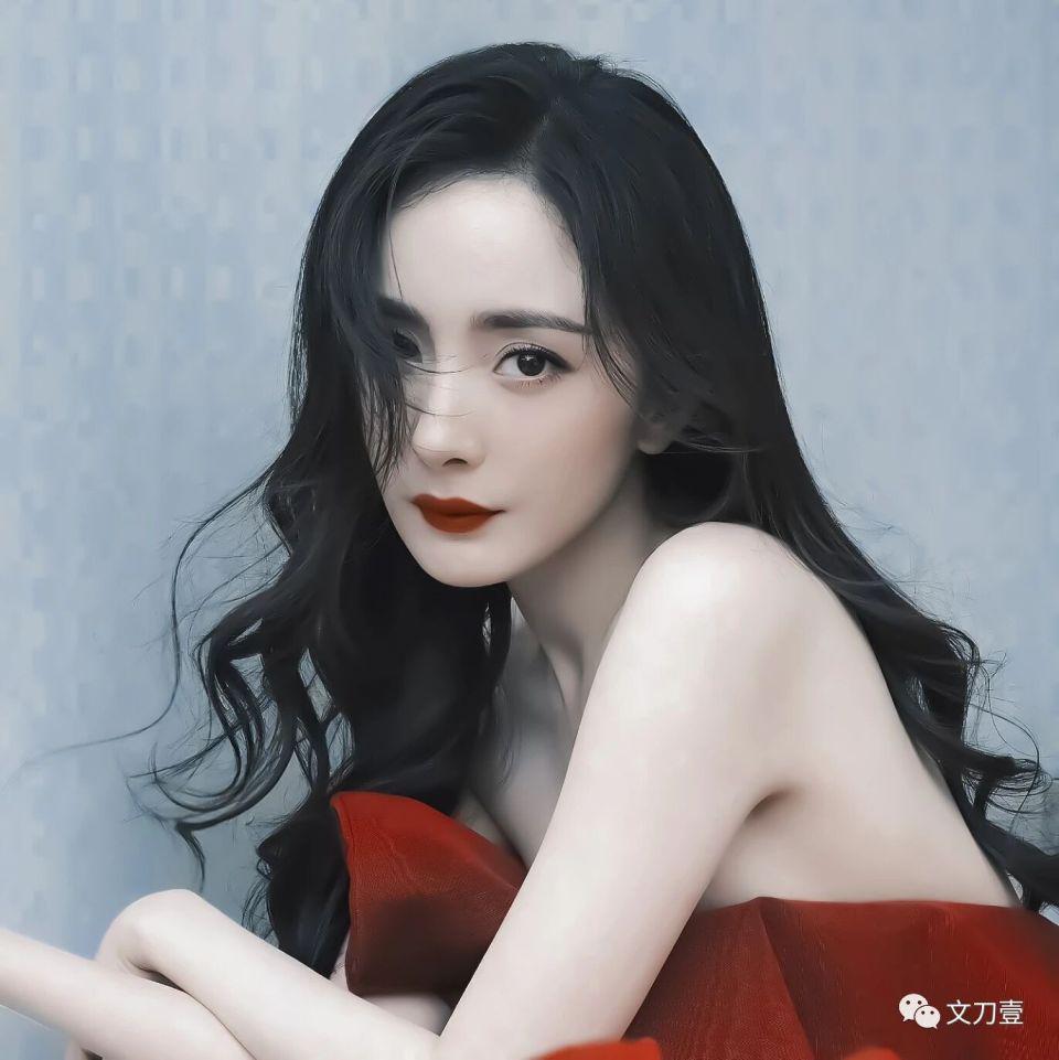 杨幂这盘棋厉害，娱乐圈里面超过她的没几个了吧