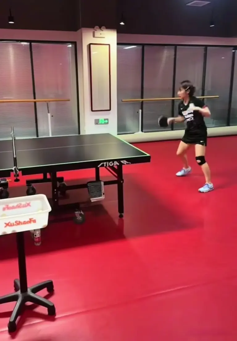 平野美宇发，在西安好吃好练，张成来互动，miu加油欢迎再来