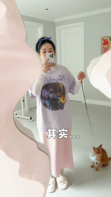 阚清子晒婚后豪宅，家里有电梯，爱马仕盒子摆一墙，给猫用LV手袋