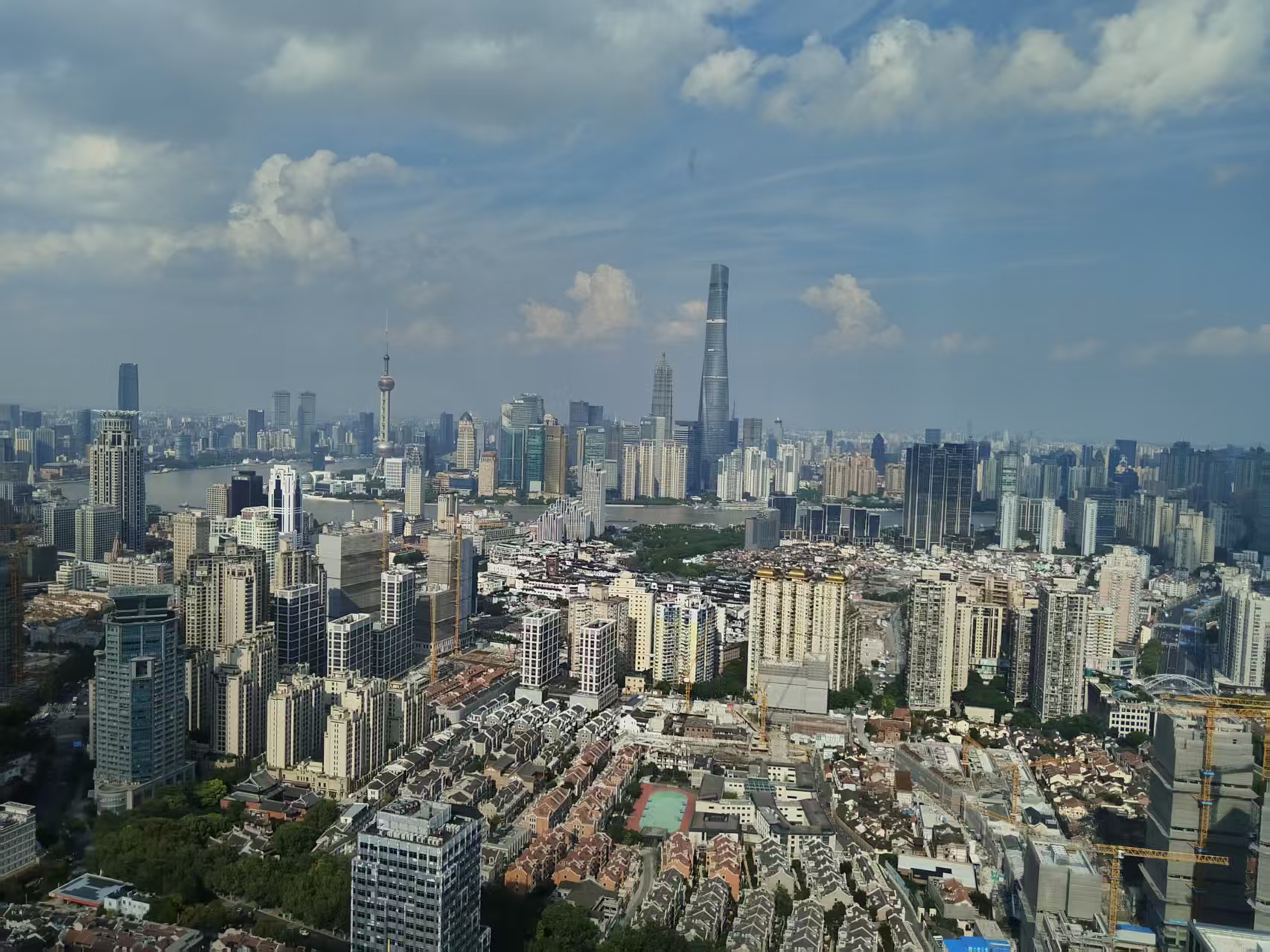 上海25套亿元豪宅数小时售罄，谁在抢购万科“高福云境”？