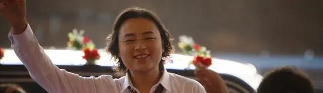 田宝珍说只因爱情结婚是赌徒，她嫁给有钱人就幸福了吗？