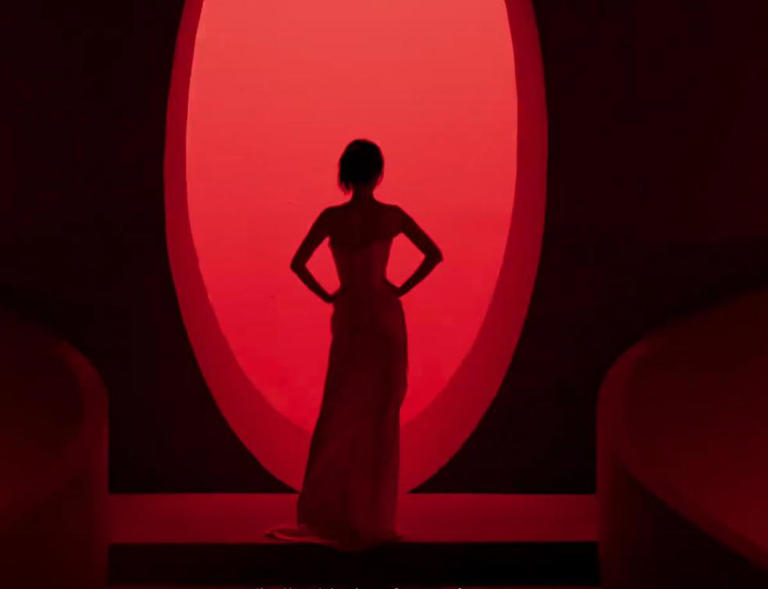 与刘恺威离婚7年后，杨幂再传喜讯，活成他高攀不起的模样