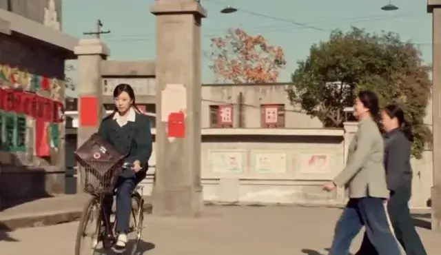 才播1集，收视率破3，央视押对宝了，终于有让我熬夜追的年代剧