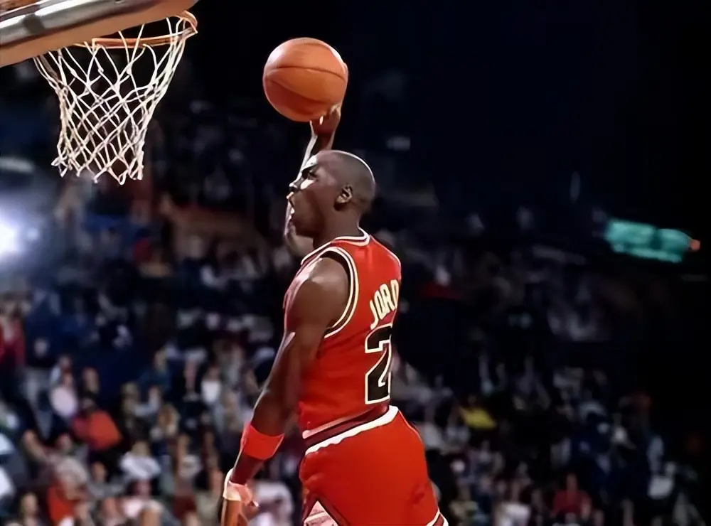 NBA史上砍下30+次数最多的10位球星：杜兰特486次第七，第一694次