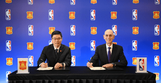 媒体人：中美篮球历史性“破冰”背后，女篮也迎发展良机