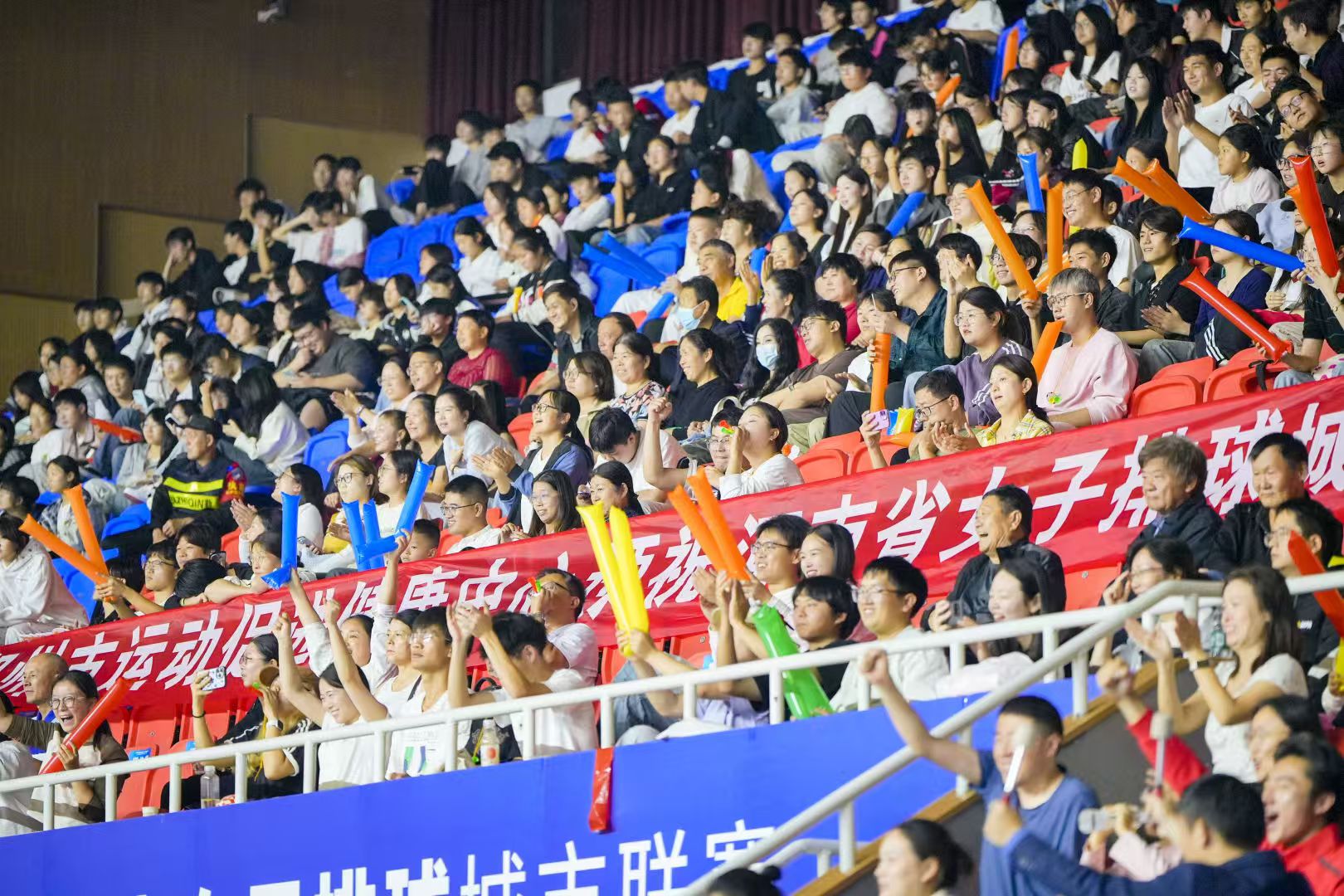 河南女排城市联赛战火再燃，河南卫视大象新闻今晚火线直播