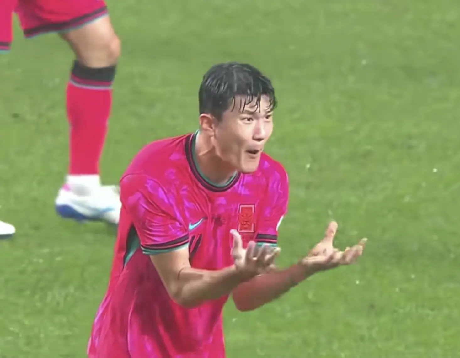 维尼修斯传射，巴西5-0大胜韩国！日本2-2绝平，世界杯殿军8连胜