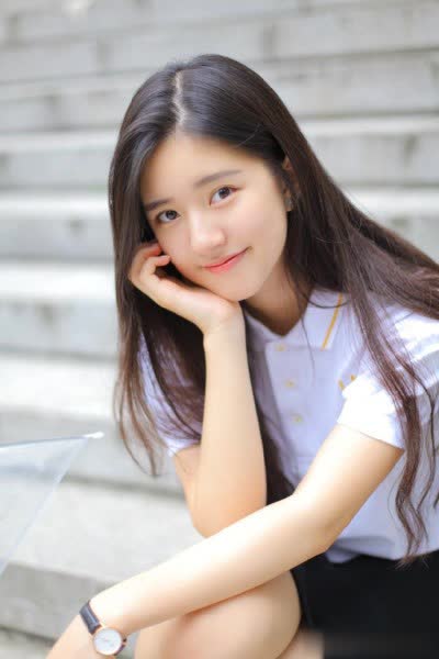 娱乐圈90后十大美女红星：颜值实力并存，谁是你心中女神？