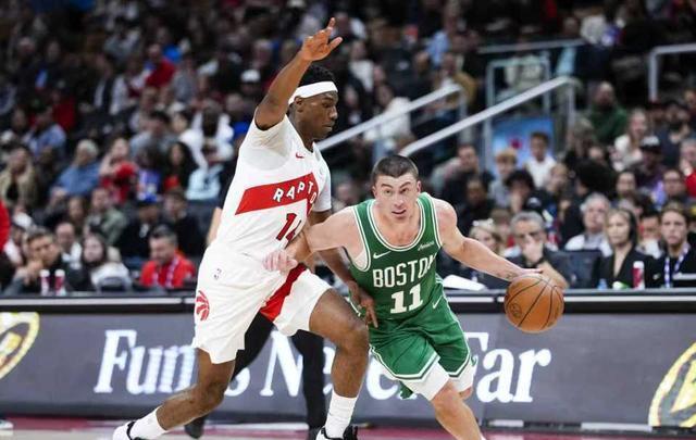 NBA季前赛：1.9秒绝杀！绿军遭猛龙27分大逆转 5人上双仍末节崩盘