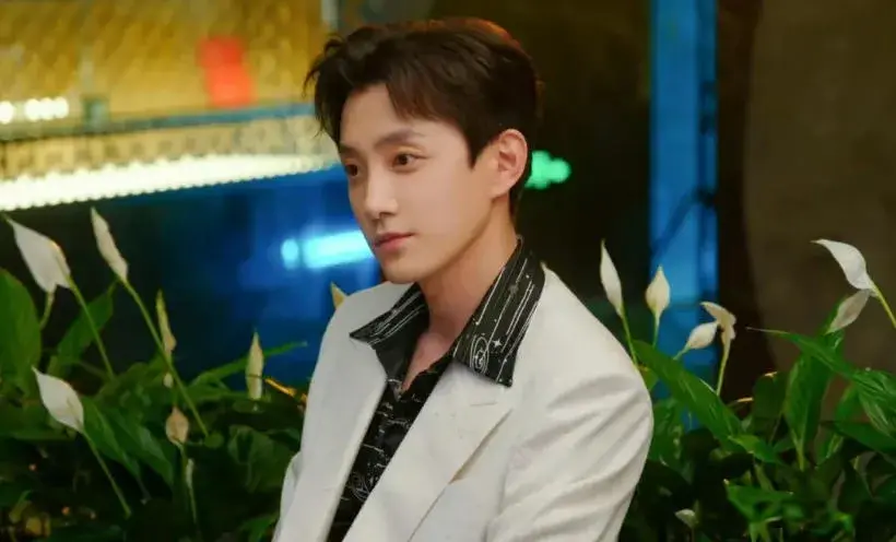 《许我耀眼》最好的爱，不是给她很多很多钱，而是这6个字