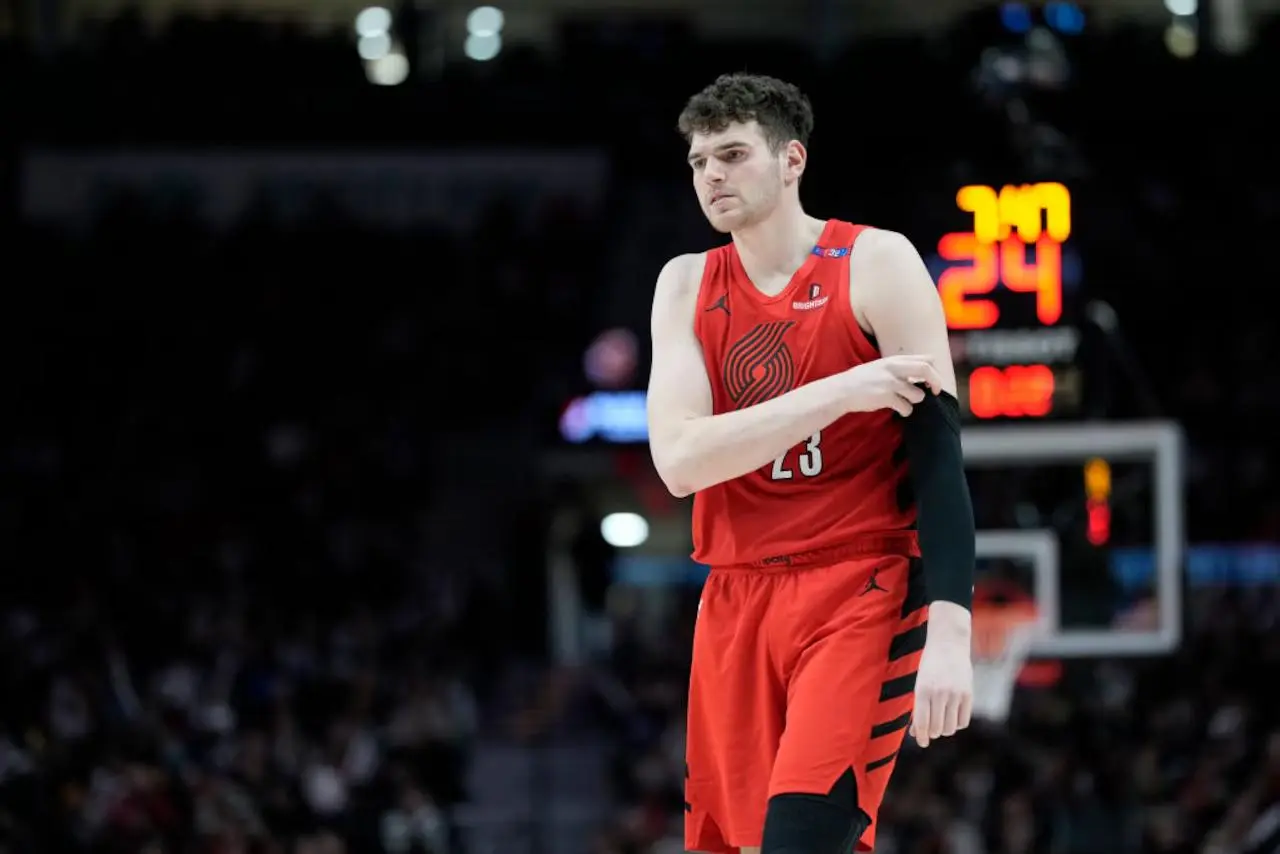 NBA现役体重最大的10名球员：杨瀚森122公斤排第九 第一名138公斤