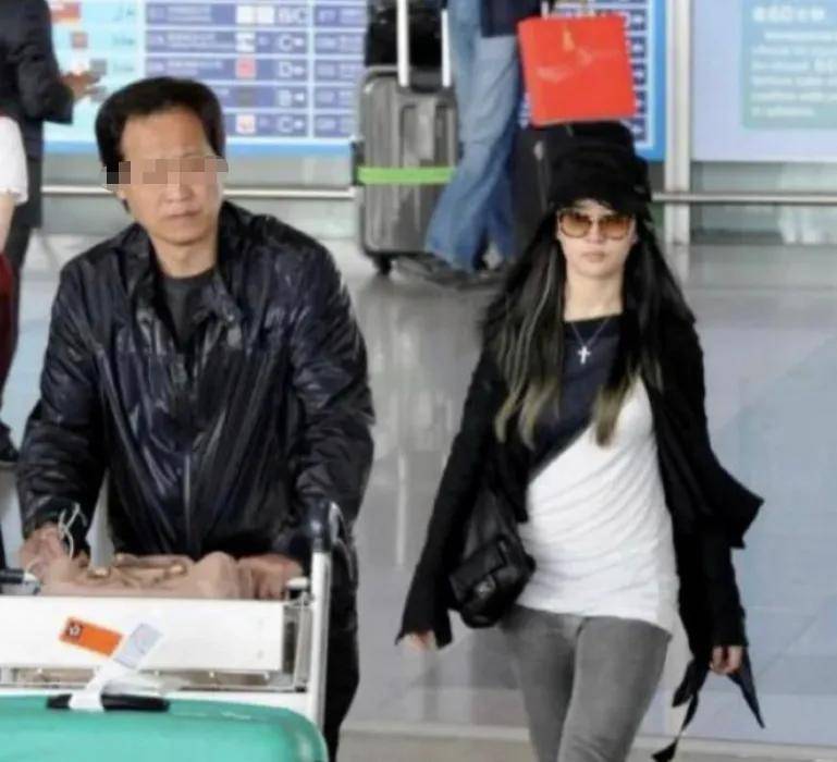 业内曝娜扎被抢休息室，刘亦菲聊天被保镖监听，好精彩的后台大瓜