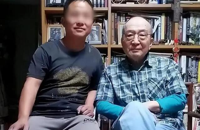 78岁李保田蜗居小房，拒拍广告却拿大奖，生活简单到意外