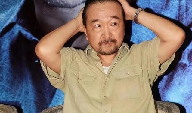 78岁李保田蜗居小房，拒拍广告却拿大奖，生活简单到意外