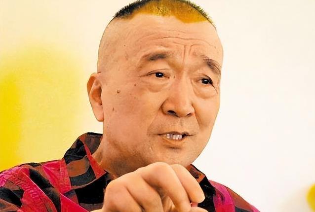 78岁李保田蜗居小房，拒拍广告却拿大奖，生活简单到意外