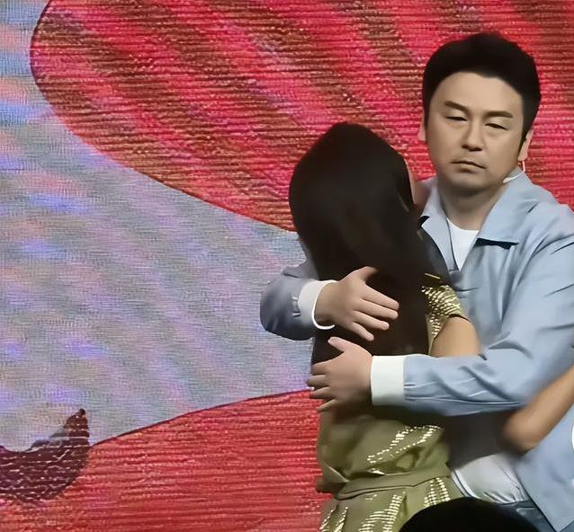 大学恋爱变婚姻，雷佳音凭演技征服观众，却因听劝再圈粉