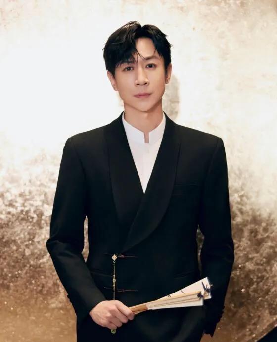 从“软饭男”到张老师！谁说他靠老婆？张维伊演技封神，彻底翻盘