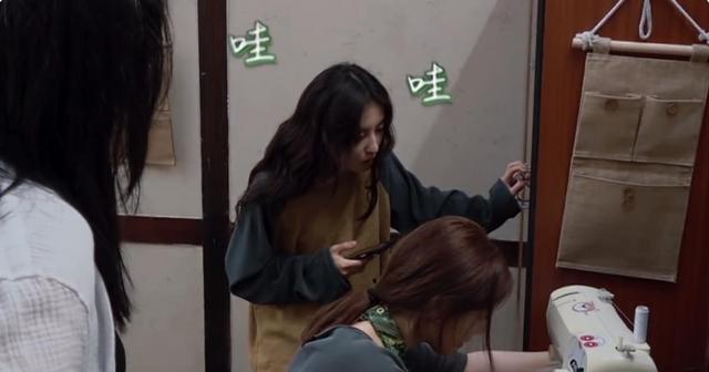 看了杨超越在综艺上干活的样子，终于知道她为什么会被抬进前三了