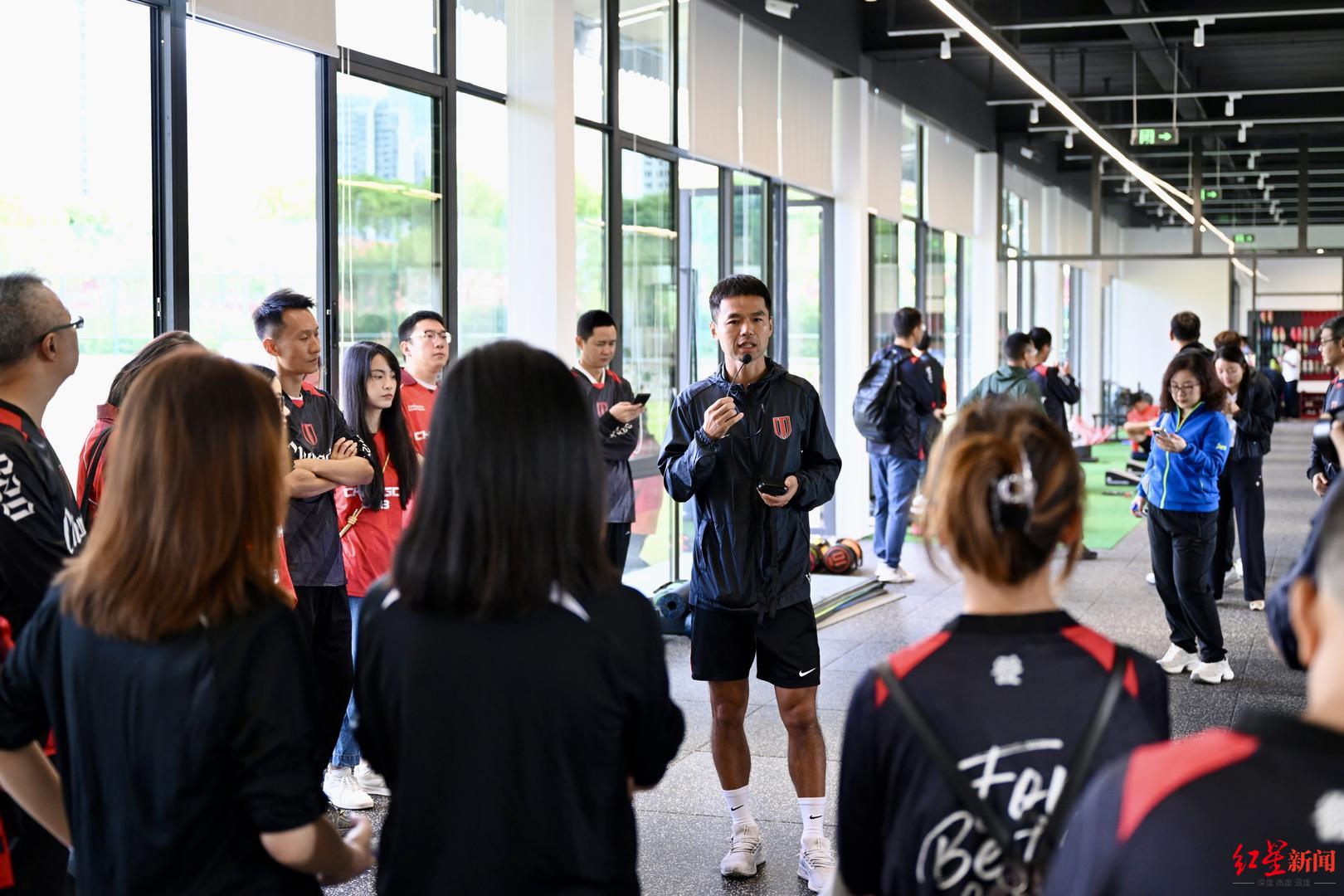 吸引超85万人次球迷观赛！今年成都蓉城主场，推动赛事流量变文旅“留量”