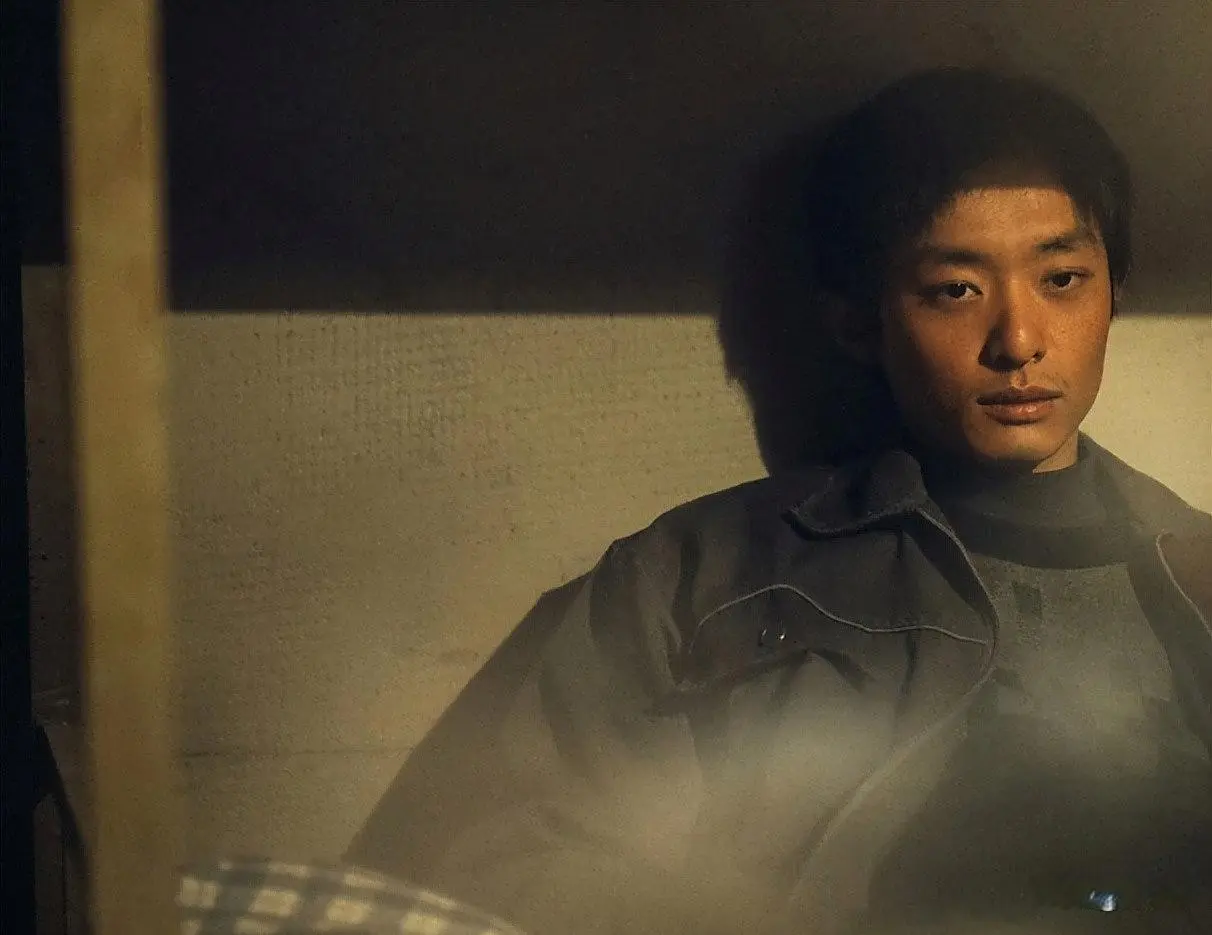 搭档于和伟没红，搭档辛柏青没火，《命悬一生》搭档黄轩终于红了