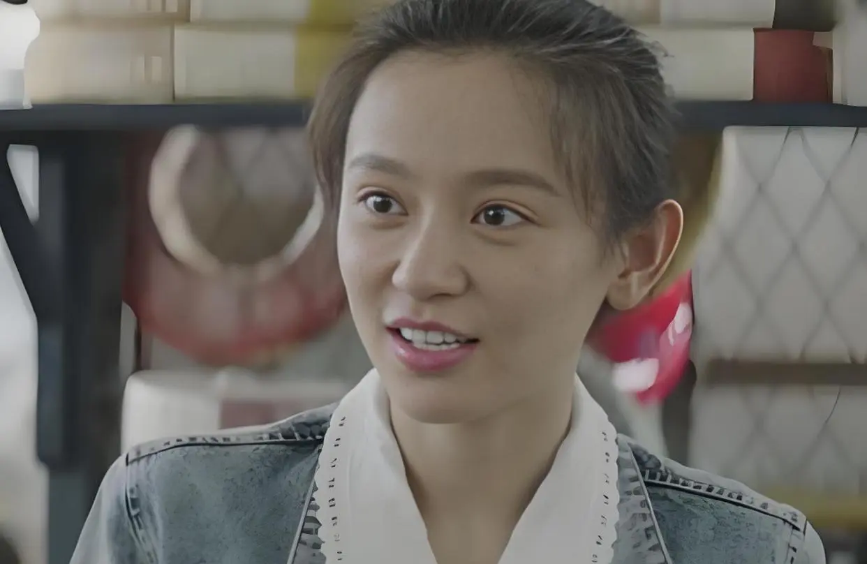 重温《大江大河》才知，为什么杨巡把戴娇凤坑得那么惨，她还要帮忙捞杨逦