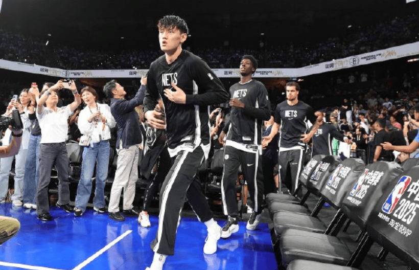 徐静雨：曾凡博数据差但没办法，若NBA轻易立足也不显珍贵了