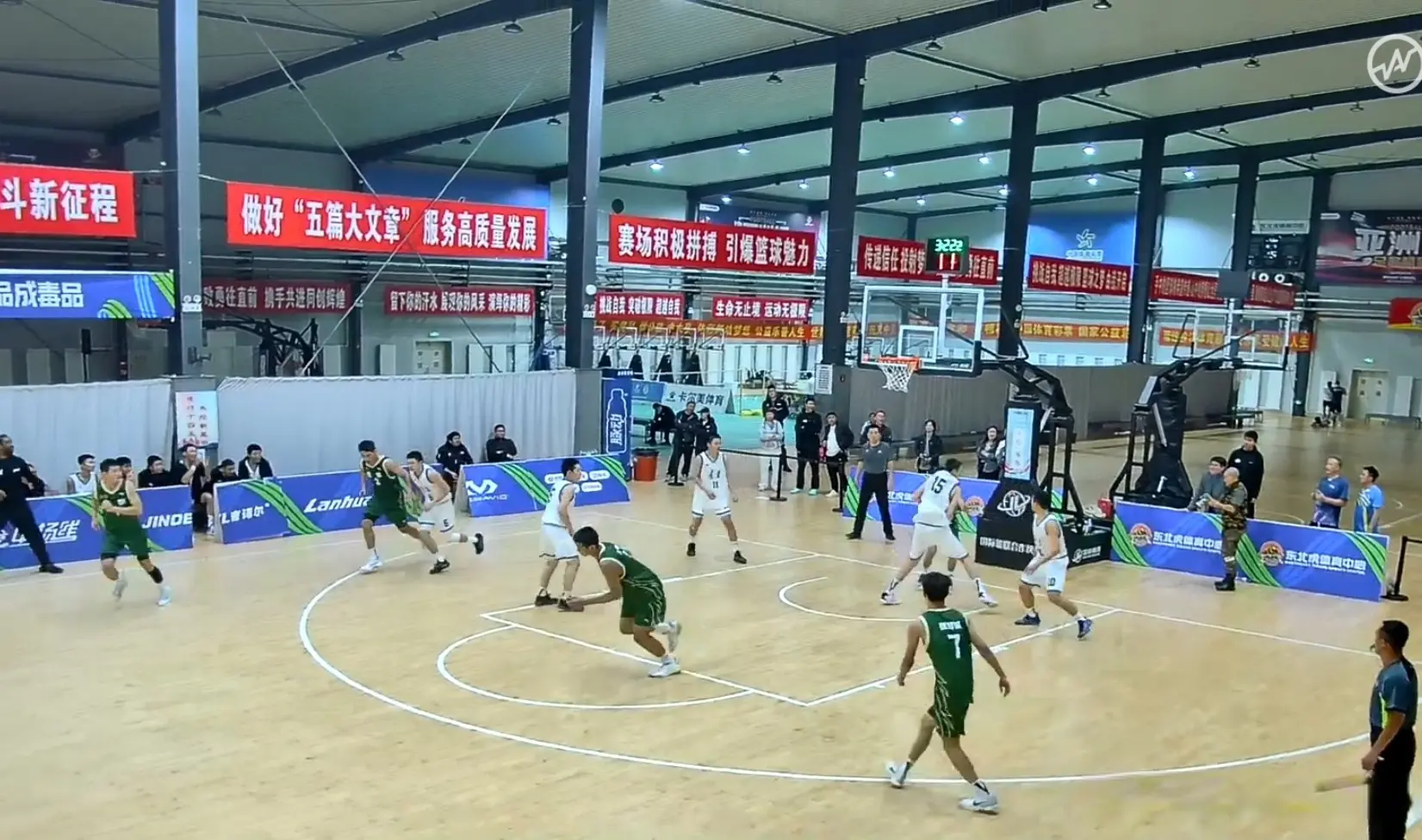 3分险胜！梅奥率辽宁男篮打进决赛，邵永哲22投9中，独砍23+8+2