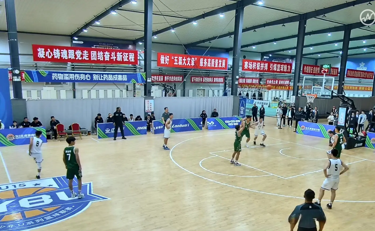 3分险胜！梅奥率辽宁男篮打进决赛，邵永哲22投9中，独砍23+8+2