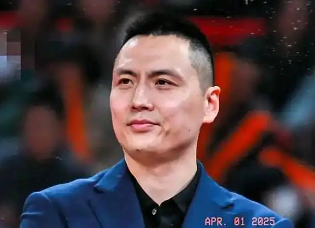 CBA20队新帅公布大变样，洋帅告别潮仅剩三人，少帅扎堆两人成下课热门候选