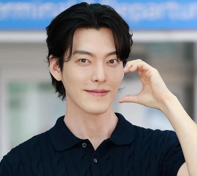 从爆红校服男神到抗癌斗士，申敏儿十年陪伴，他凭什么翻盘？