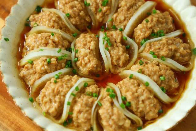 10月多吃蒸菜少吃炖菜，蒸12分钟出锅，清甜解腻超营养！