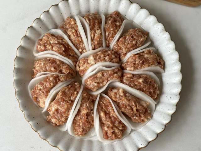 10月多吃蒸菜少吃炖菜，蒸12分钟出锅，清甜解腻超营养！