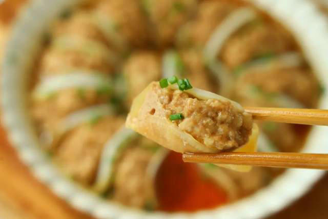 10月多吃蒸菜少吃炖菜，蒸12分钟出锅，清甜解腻超营养！