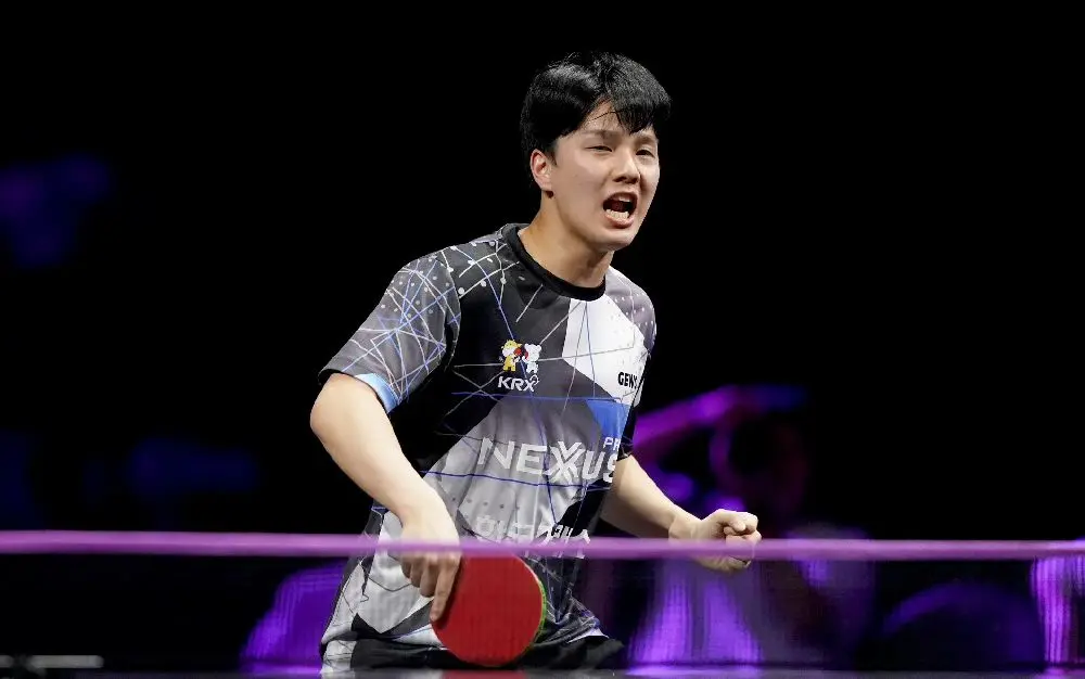 0-2到3-2！乒乓球亚锦赛再爆冷门：15岁小将大逆转，韩国一哥败北