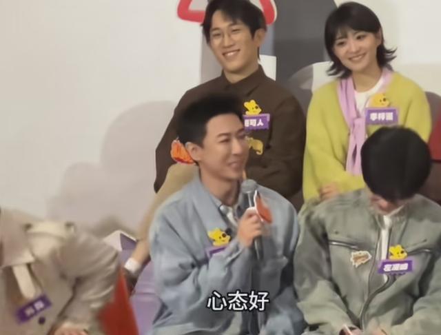 董璇也没想到，张维伊会因为在活动中一个意外举动，实现口碑暴增