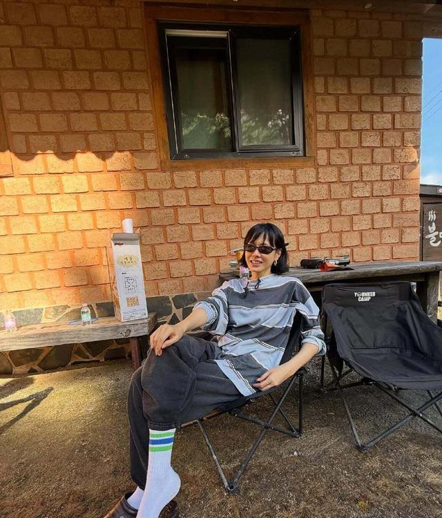 孙艺珍晒一家出游照，与甜豆穿亲子装，玄彬和儿子陪伴左右好幸福