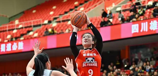 93比45狂胜48分！女篮霸主豪取8连胜晋级：王思雨12分4板李梦0分