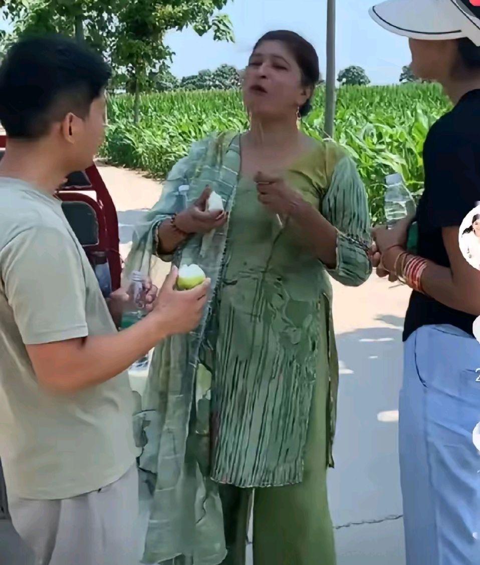 小王和佳音二胎不邀请巴国丈母娘来，大妹妹不谈家事只分享生活