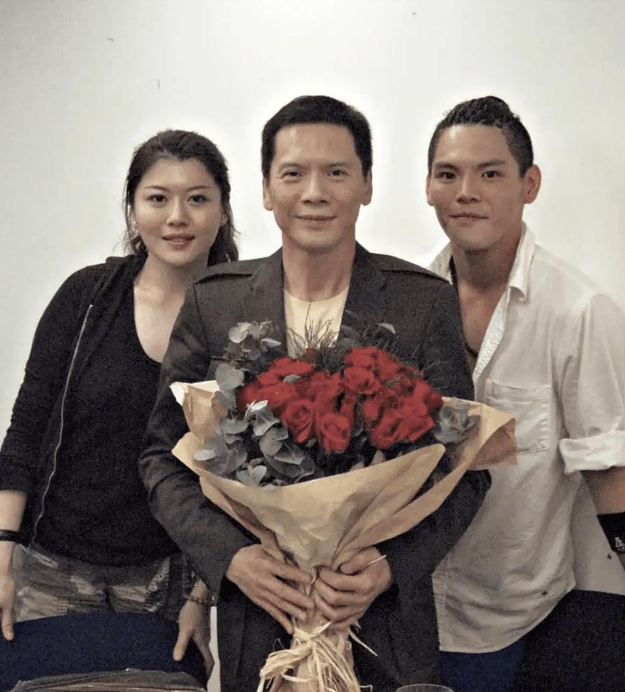 原来向太还有个女儿！又美又争气，长得像熊黛林，现在是企业家