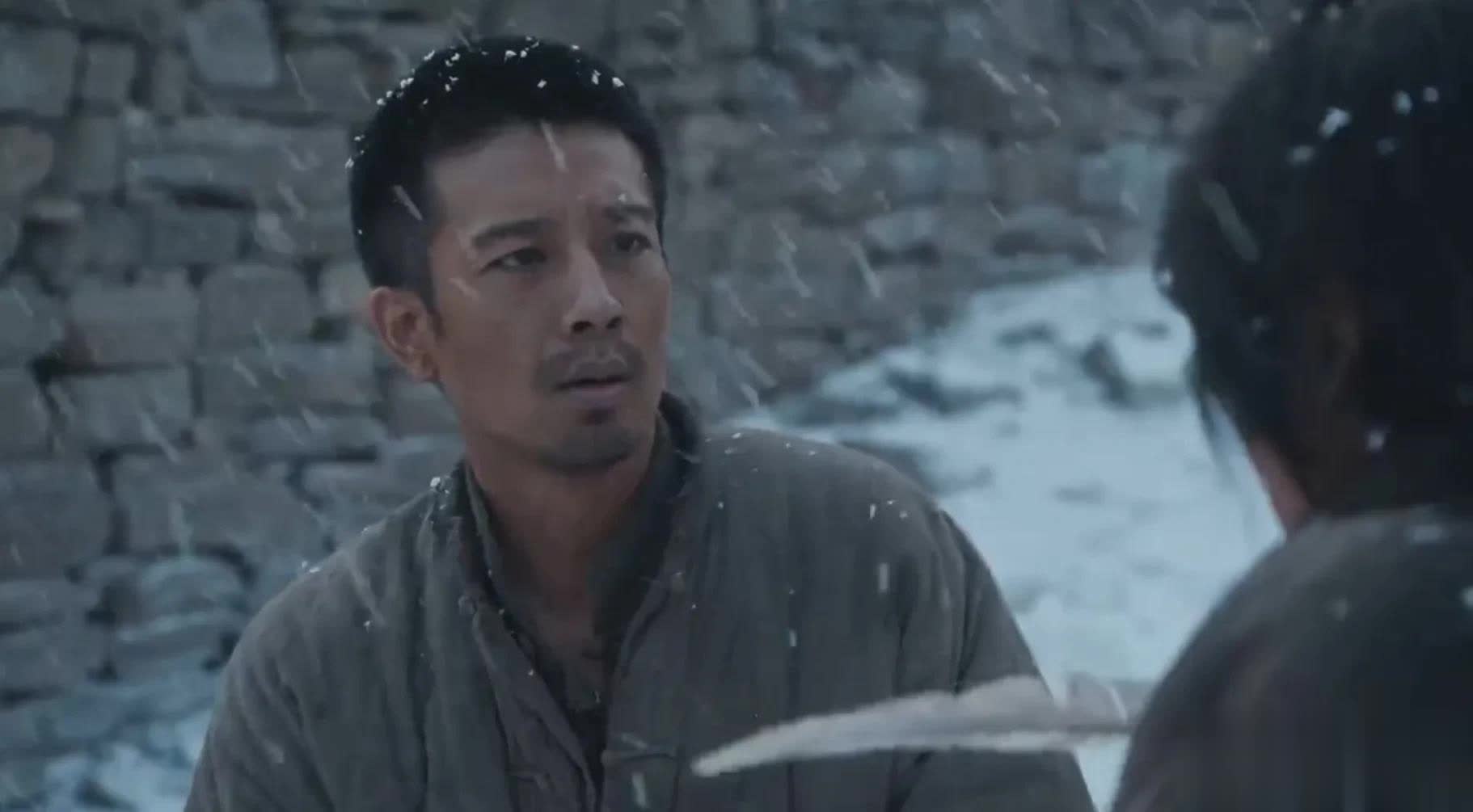 《生万物》庆功宴照曝光 杨幂居C位 蓝盈莹孙绍龙合照超美