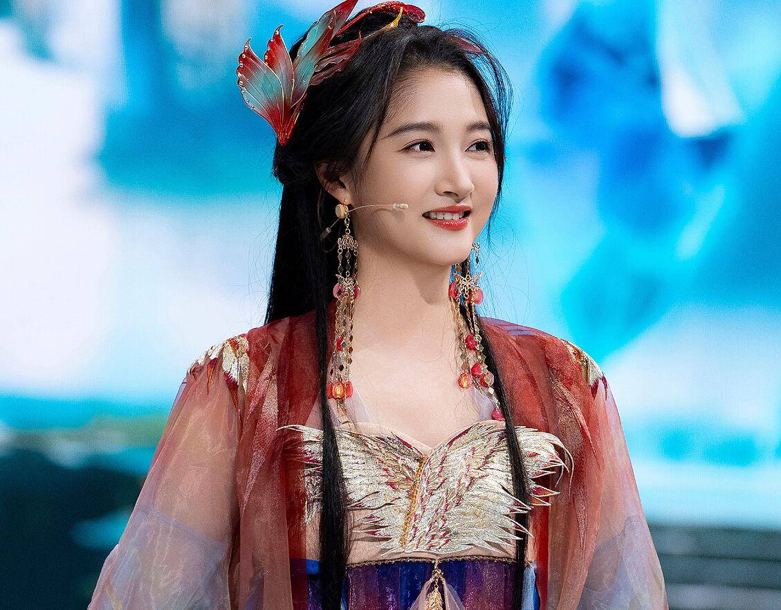 要是没有关晓彤这条热搜，那观众真不知道《王牌》节目组这么该骂